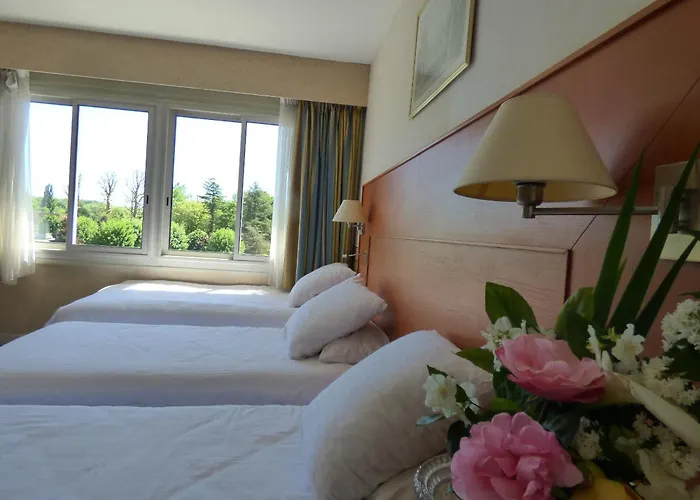 The Originals City, Hôtel Le Bellevue, Montrichard (Inter-Hotel)