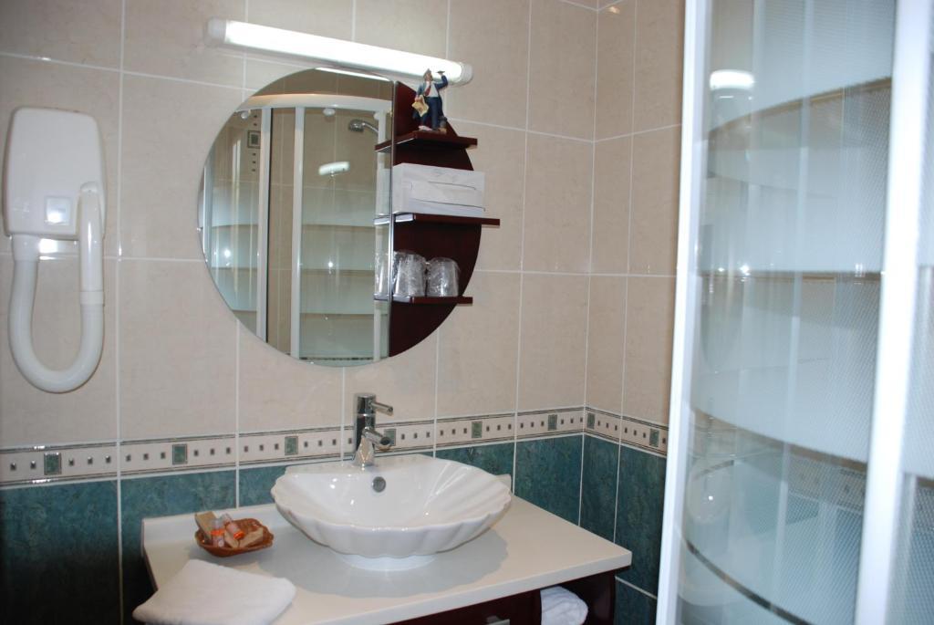 Hotel The Originals City, Le Bellevue, 3*